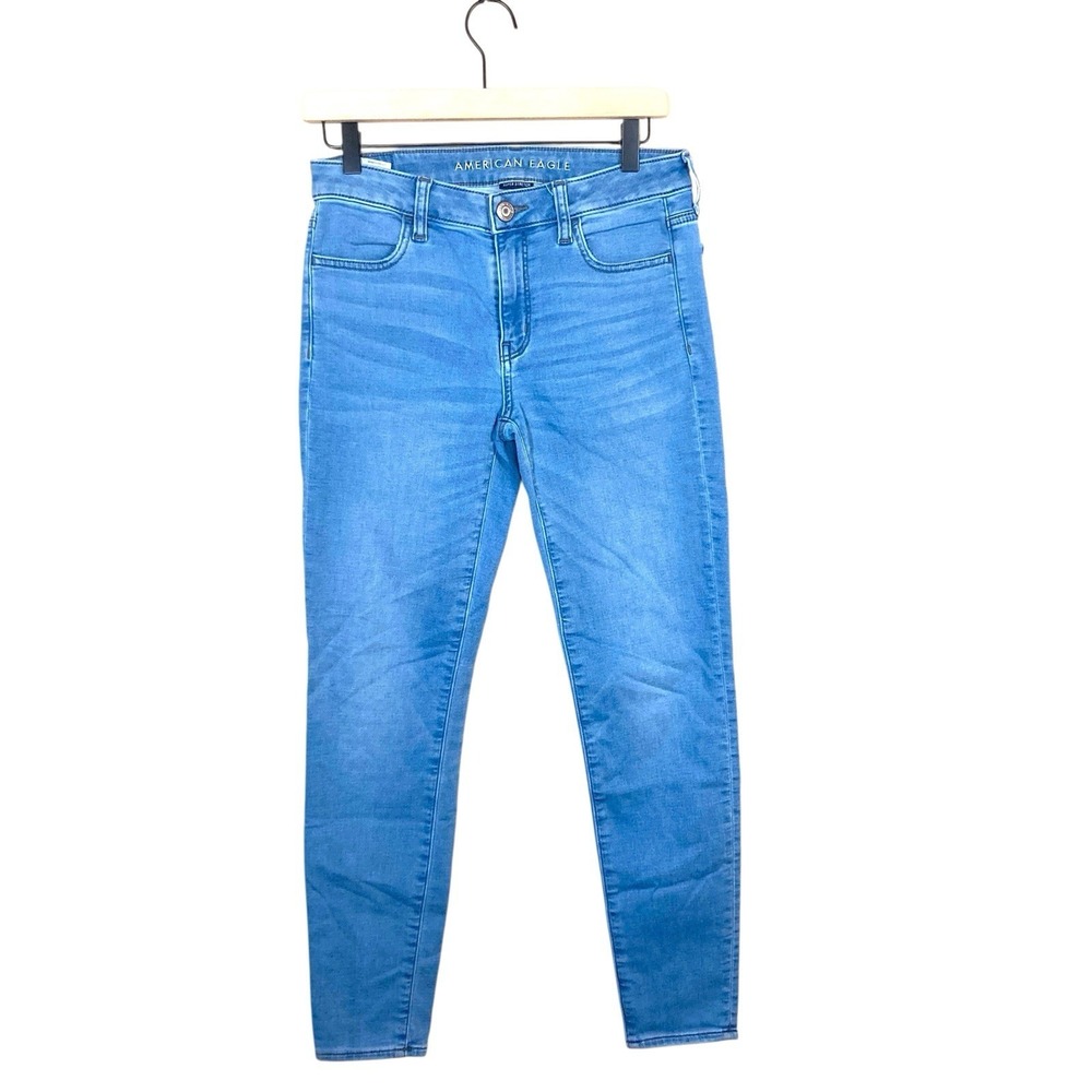 American Eagle Jeans Women Size 6 Super Stretch Fit Whiskered Tapered Jeggings